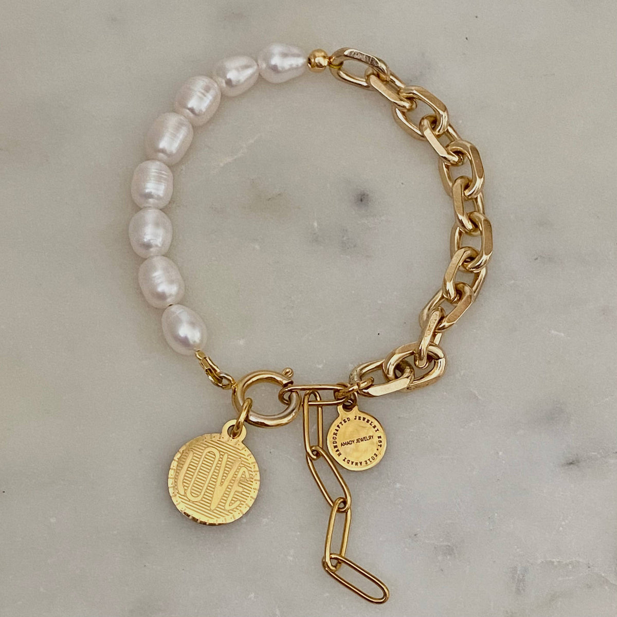 Natural Freshwater Pearls and gold plated chain bracelet