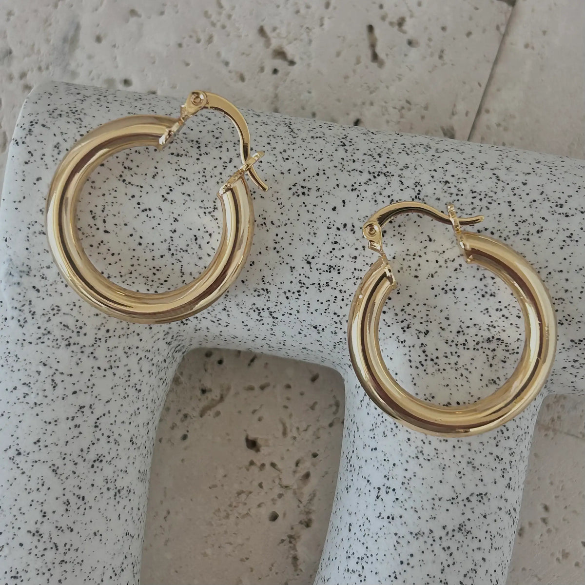5mm Thick Hoop Earrings 18k GOLD FILLED 25mm Lightweight