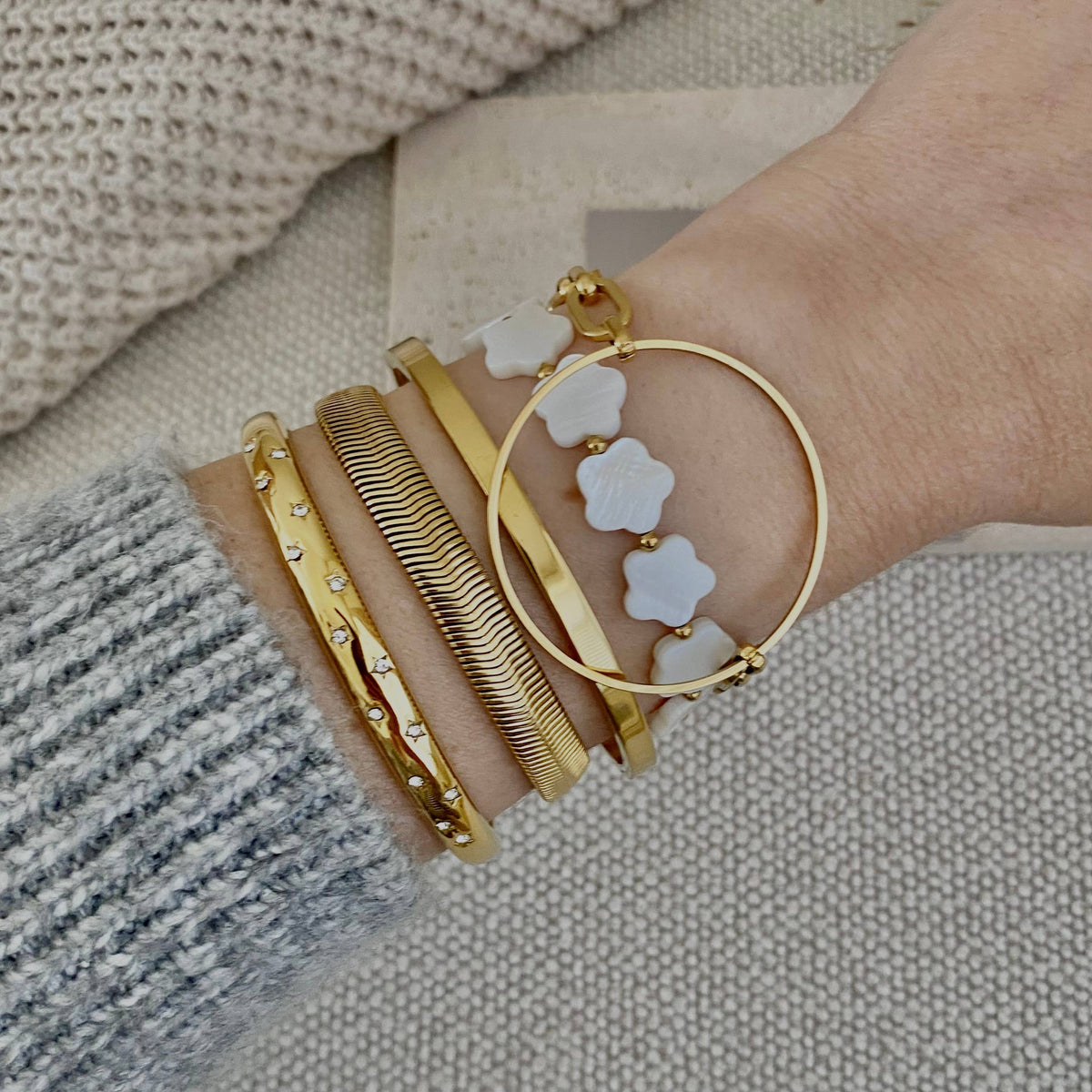 Flower Clover Shell Pearl Bracelet layering bracelet