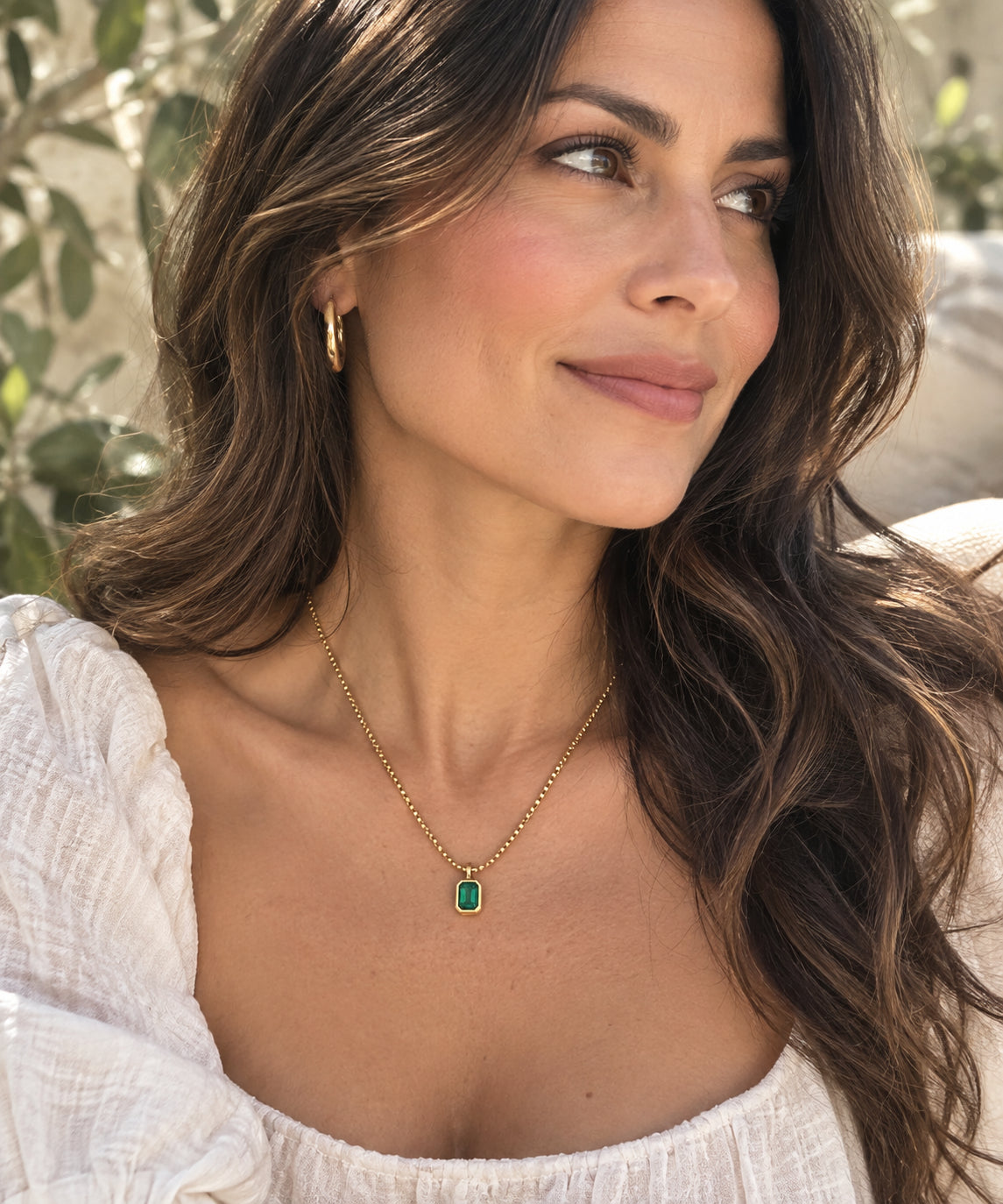 Green Crystal Pendant Necklace 18k gold plated box chain