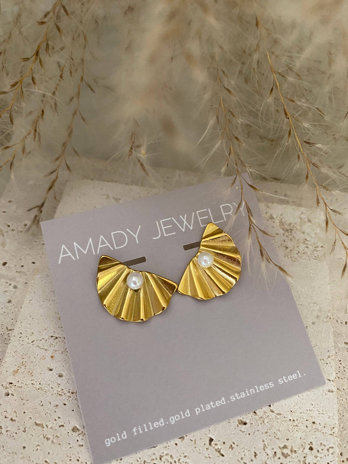 Single Pearl Statement post Earrings 18k gold plated light