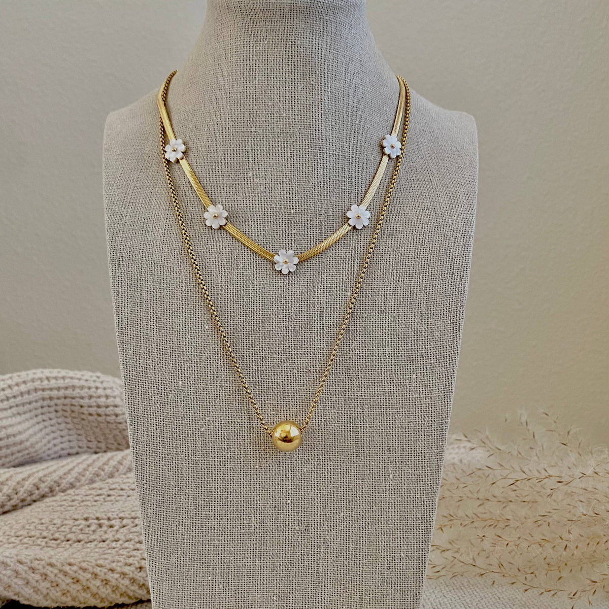 Dot big ball bead Necklace 18k gold plated stainless steel