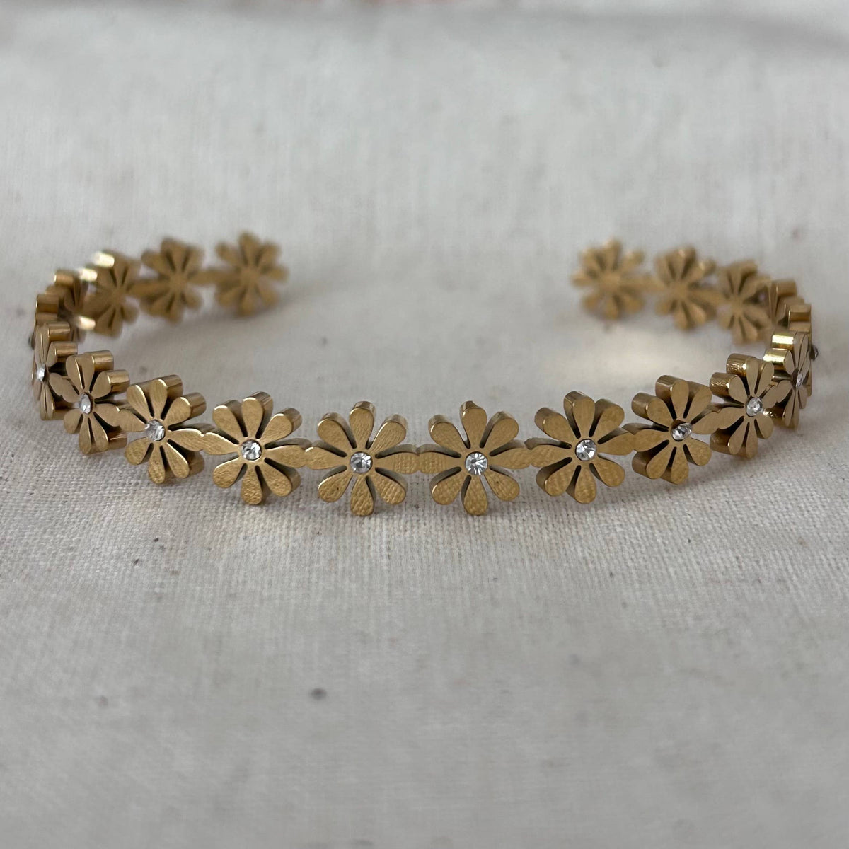 Flowers Bangle Bracelet Cuff 18k Gold stainless steel