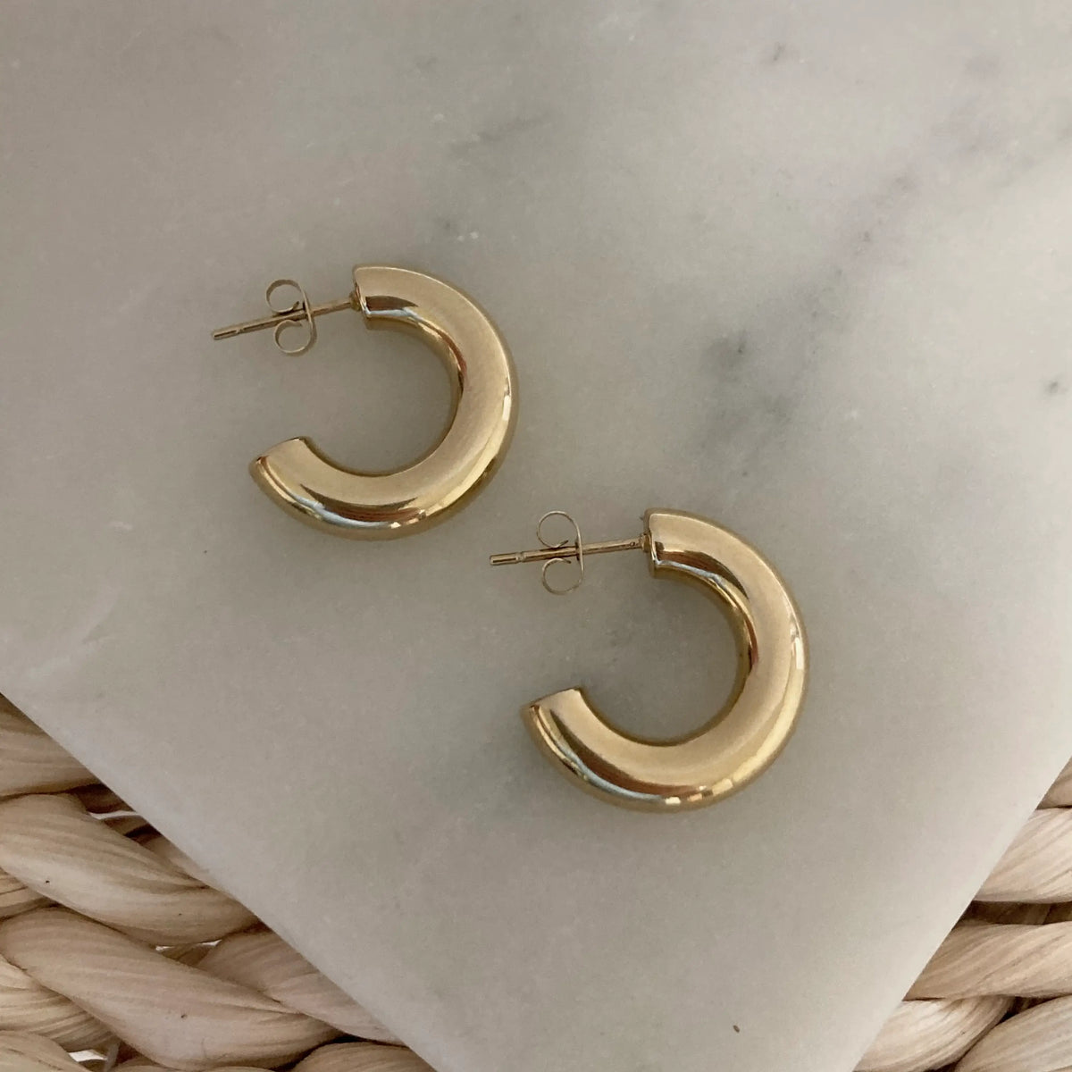 18k Gold Plated 20mm Hoops 20mm Lightweight Waterproof