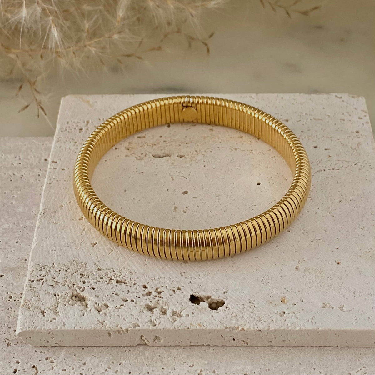Link Stretch Bangle Bracelet 18k gold plated water resistant