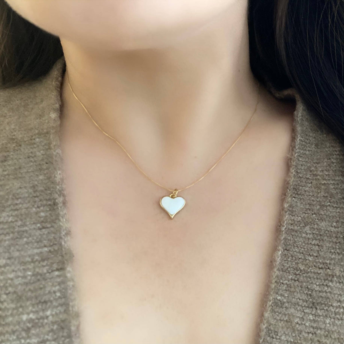 White heart 18K gold dainty necklace gold-filled box chain