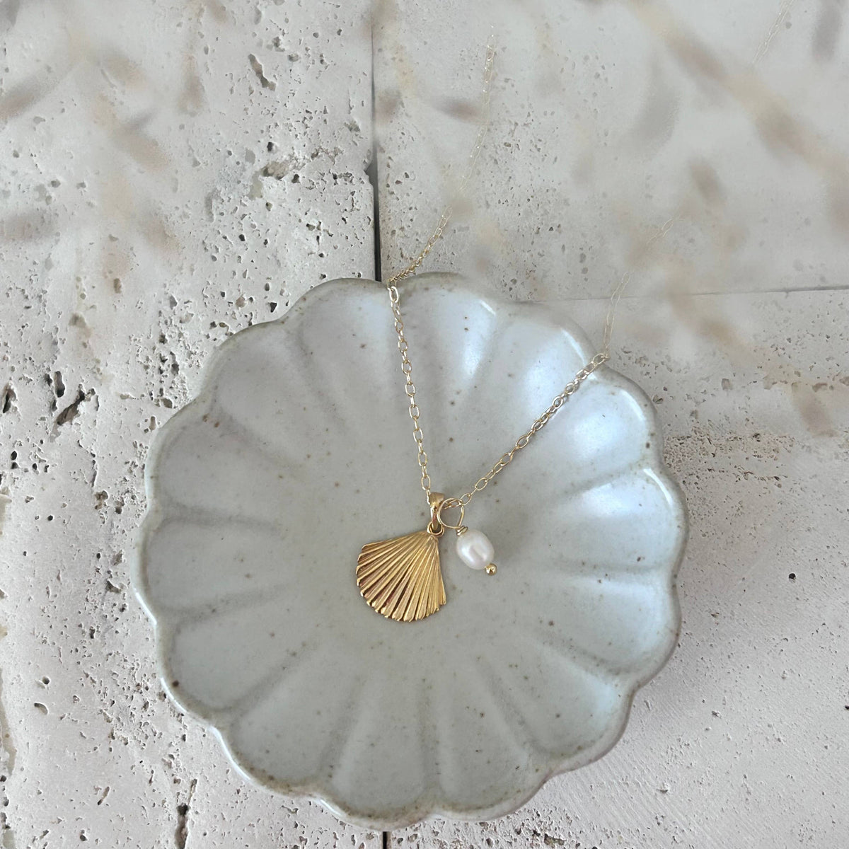 Seashell pearl pendant dainty necklace 14k gold filled