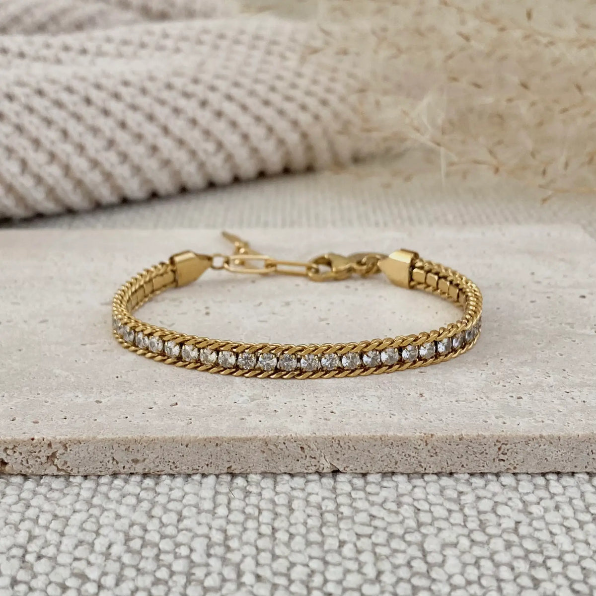 Braided chain and rhinestones tennis bracelet 18k GP
