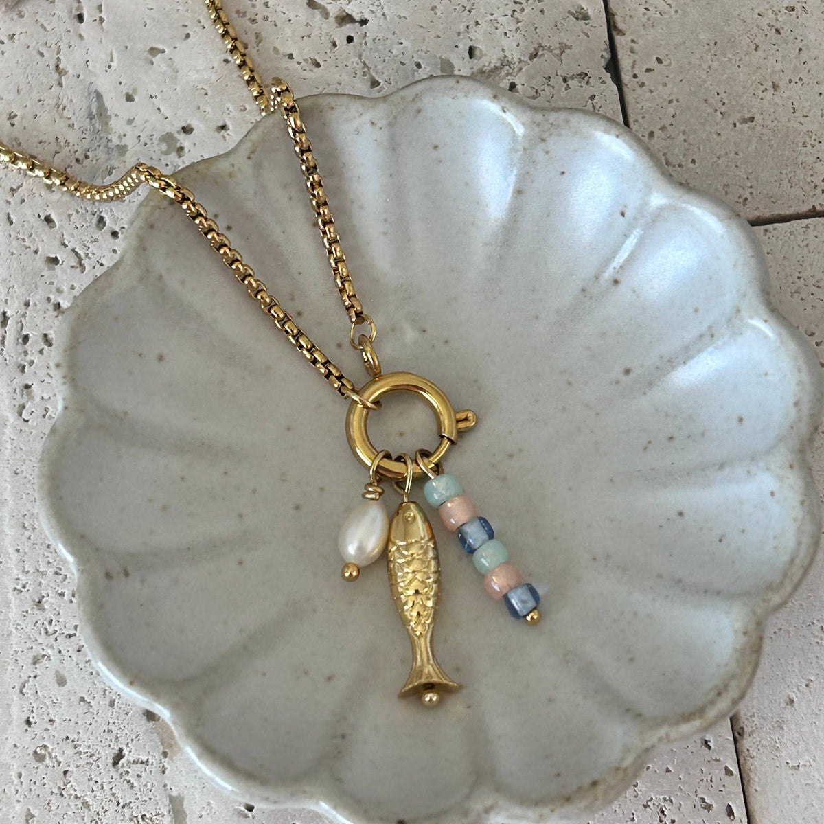 Summer necklace pendants removable fish stones pearl