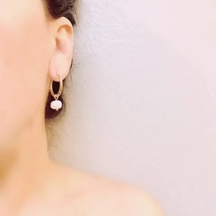 Silver hoop earrings freshwater Pearls