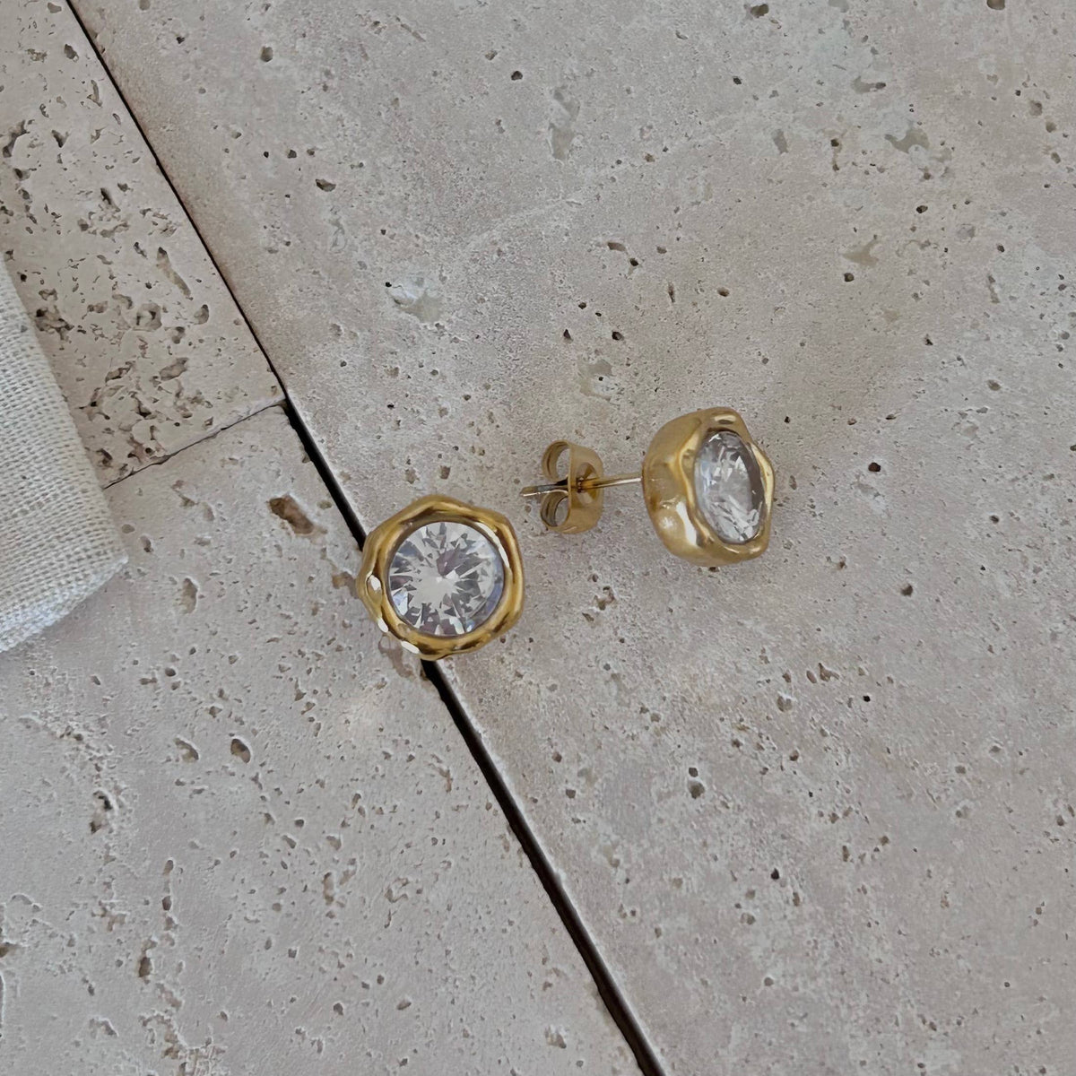 Crystal studs post earrings minimal simple earring