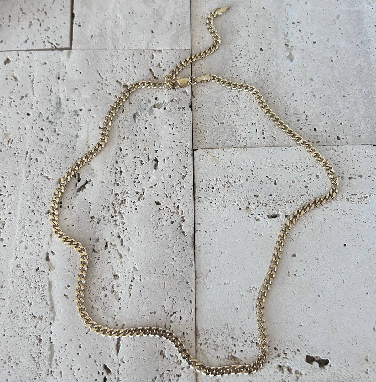 Gold Curb Chain Layering necklace 18k gold-filled