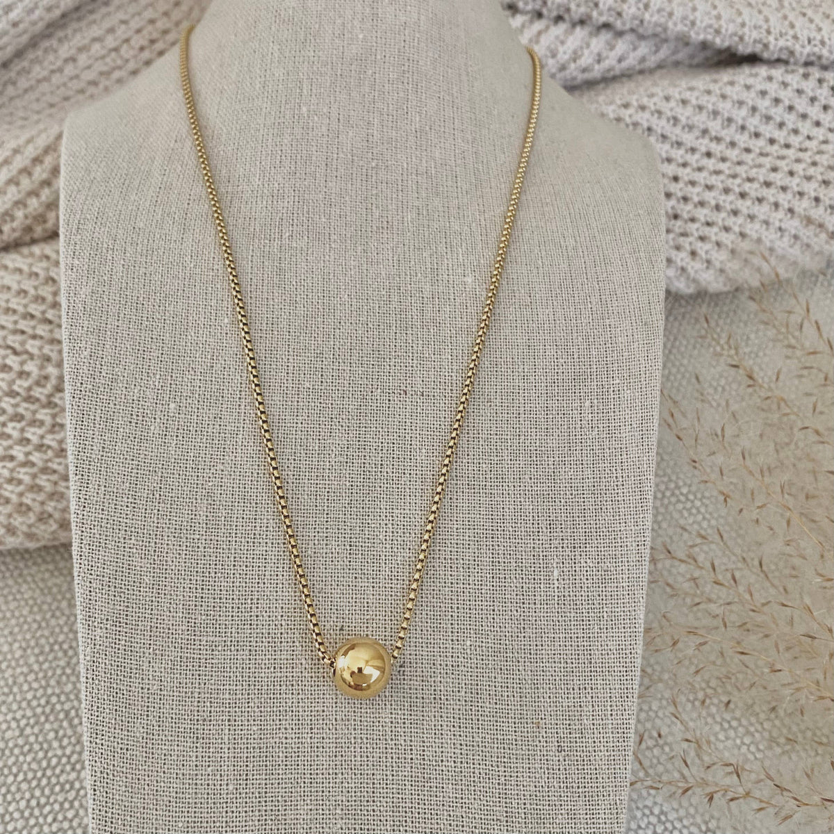 Dot big ball bead Necklace 18k gold plated stainless steel