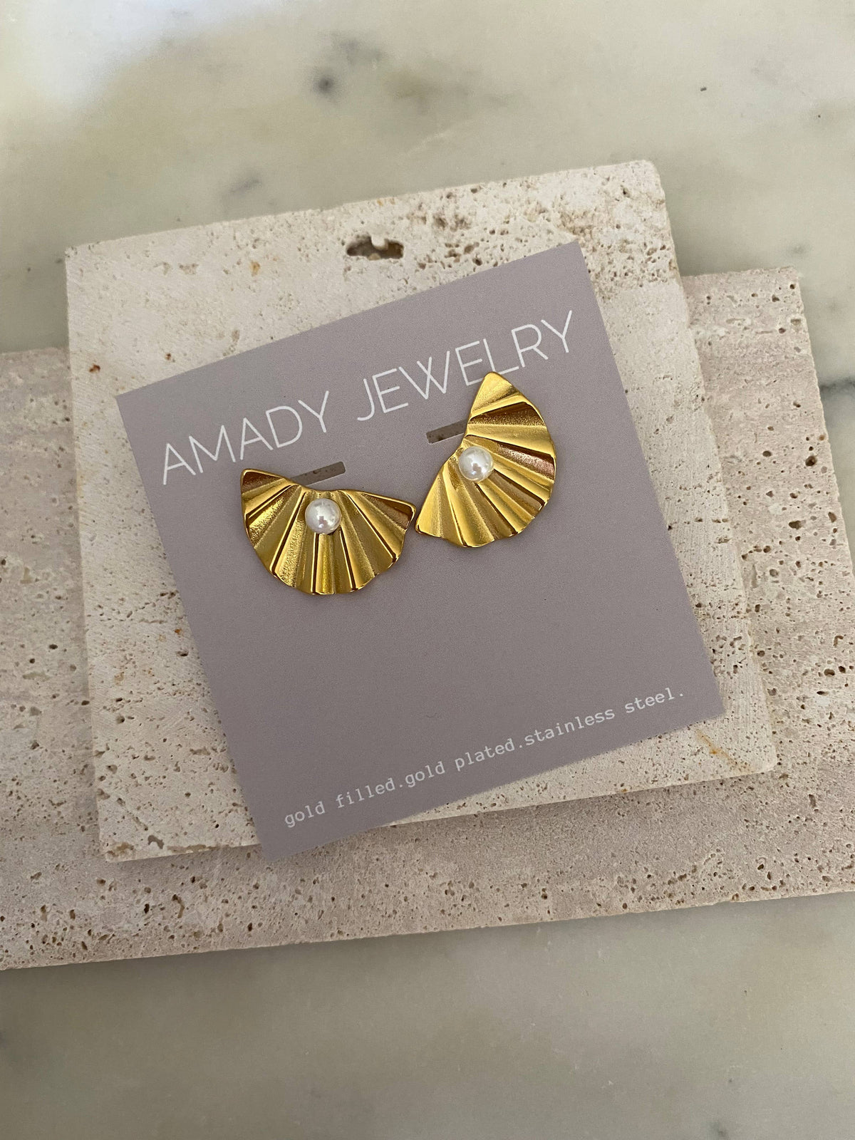 Single Pearl Statement post Earrings 18k gold plated light