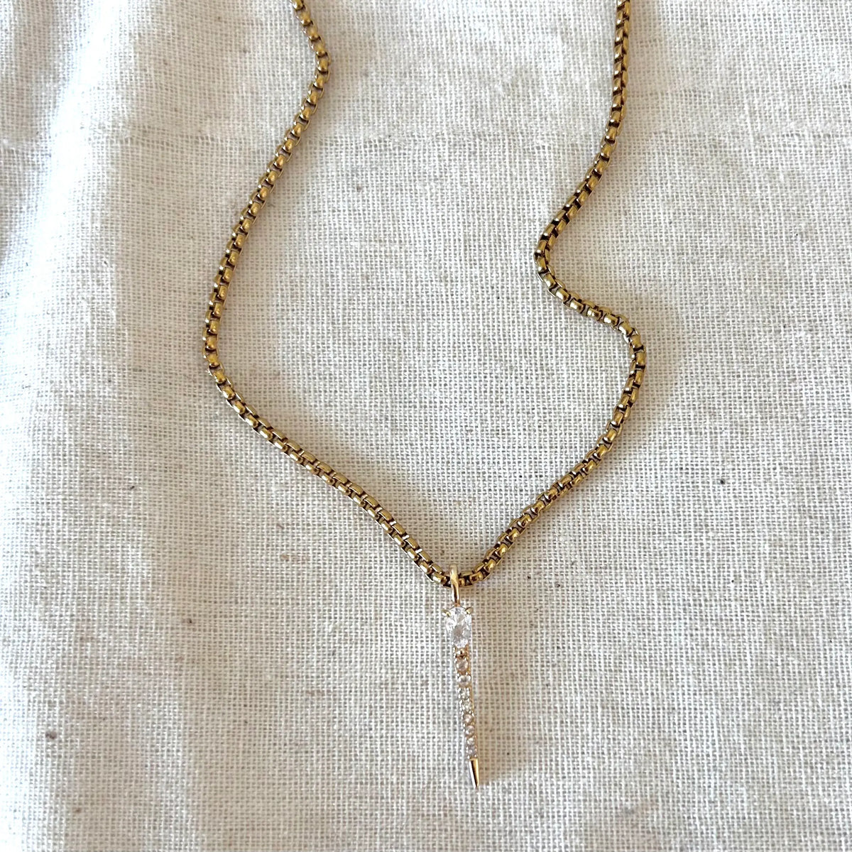 Spike crystals pendant necklace 18k gold plated water resist