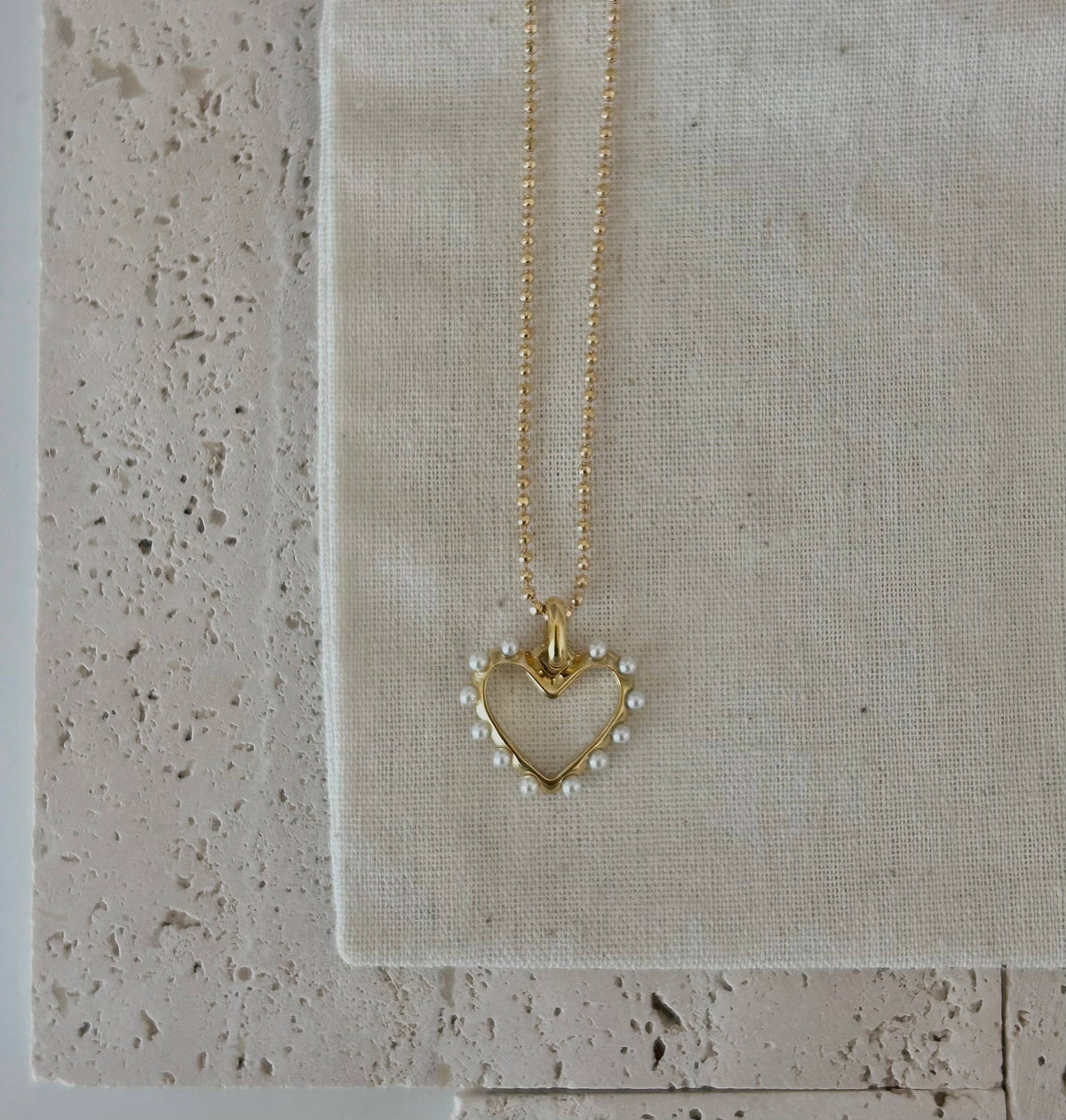 Gold Plated Heart Pearl Pendant Necklace – Stainless Steel