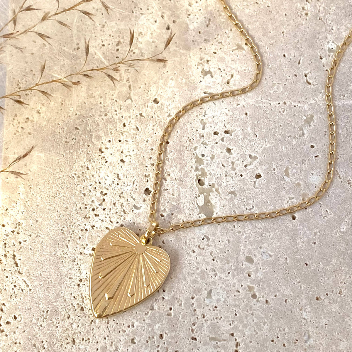 Heart shape charm pendant necklace 18k gold filled 18" long