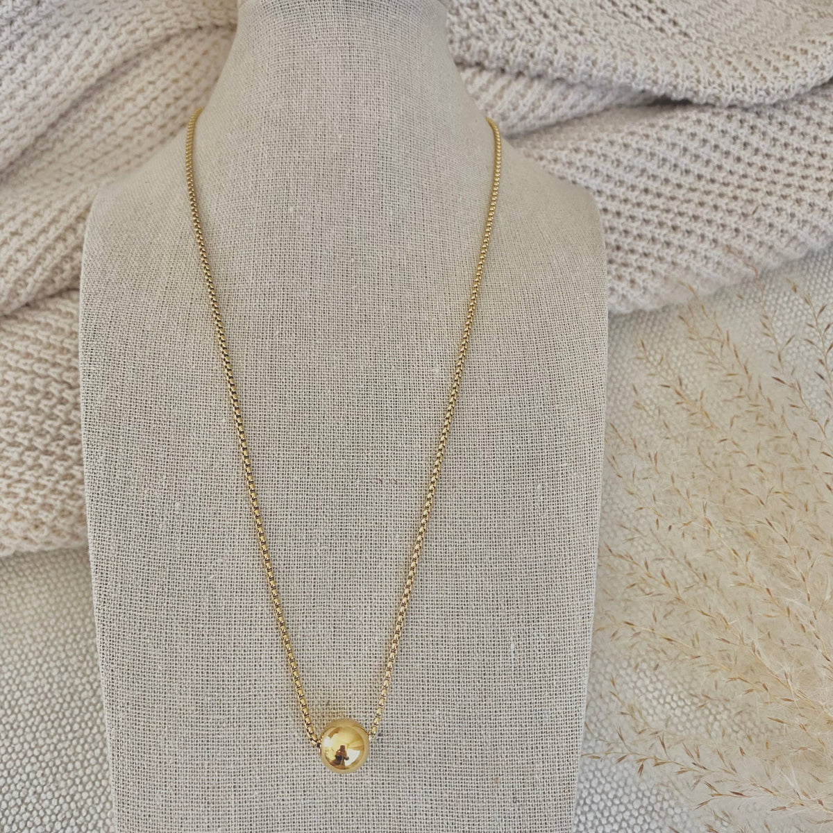 Dot big ball bead Necklace 18k gold plated stainless steel