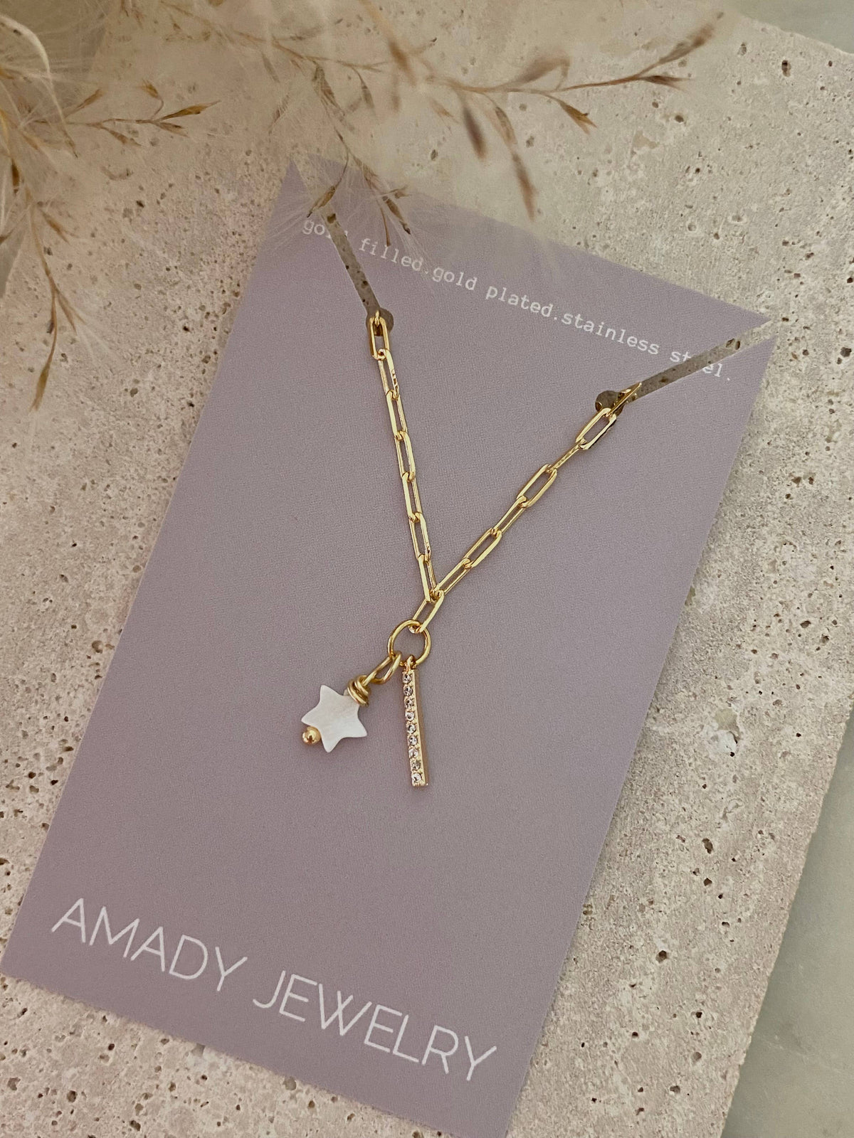 Star shell Bar necklace 14k Gold Filled layering jewelry