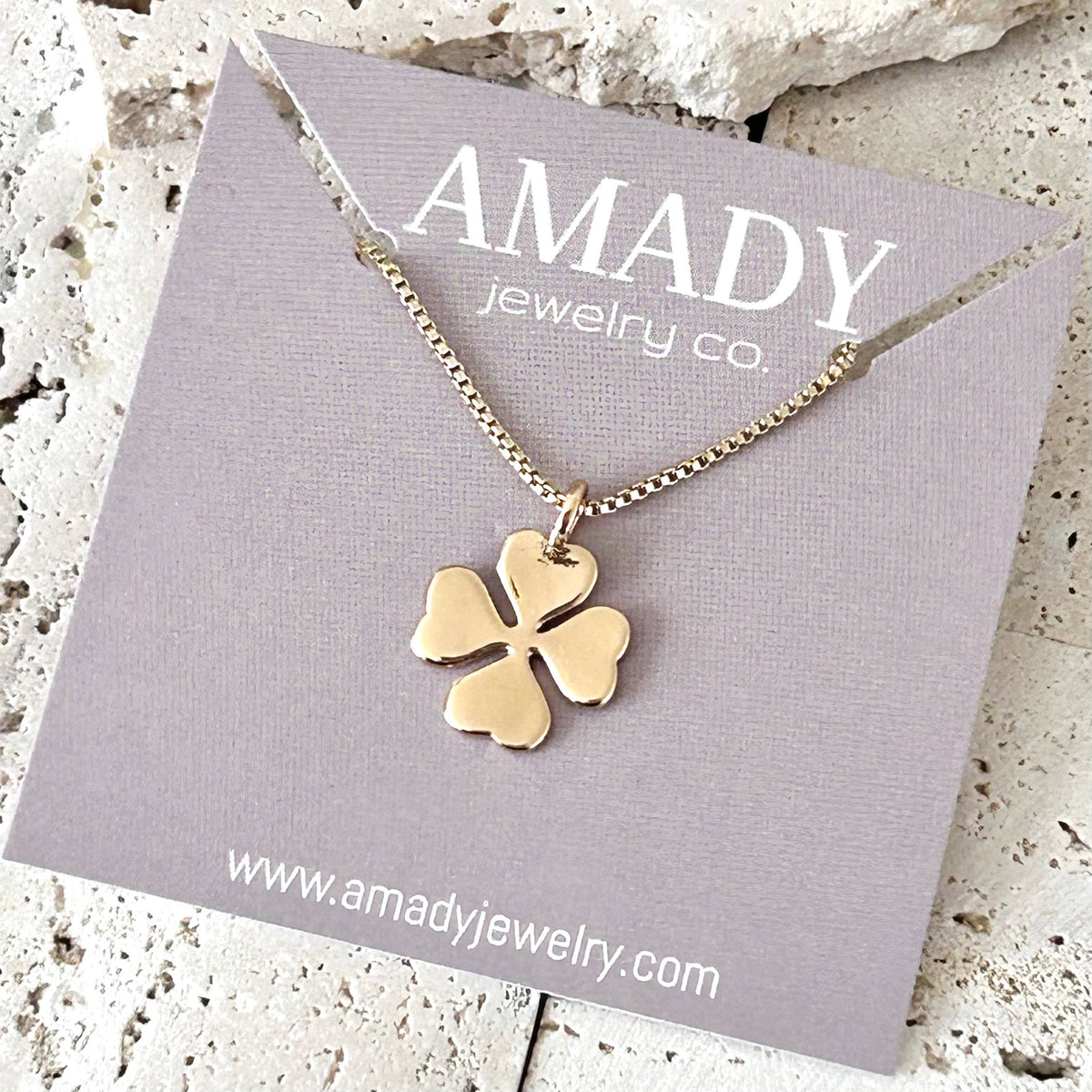 Lucky charm trebol shamrock clover pendant necklace