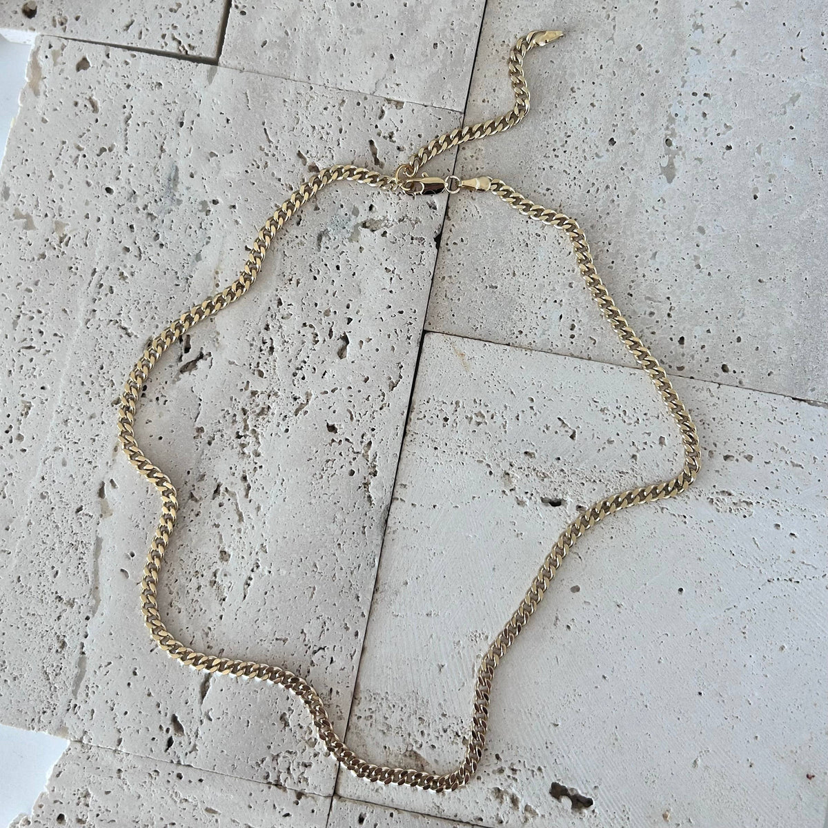 Gold Curb Chain Layering necklace 18k gold-filled